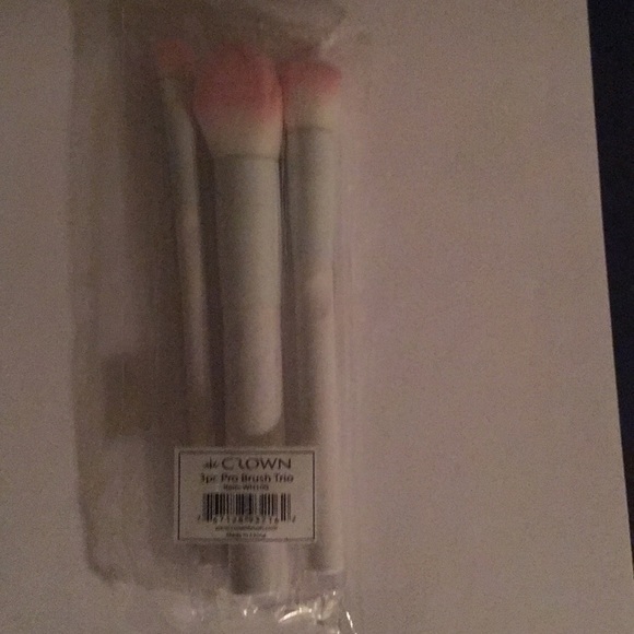 Crown 3 piece make up brush new - Picture 1 of 1